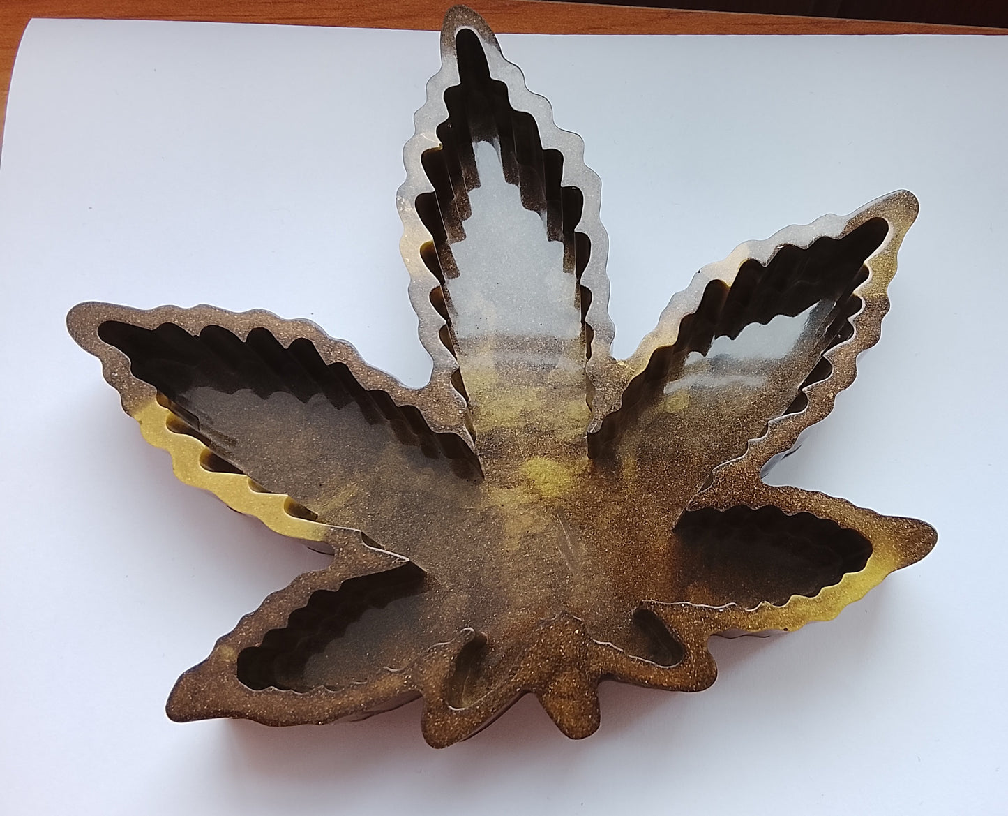 Cendrier feuille